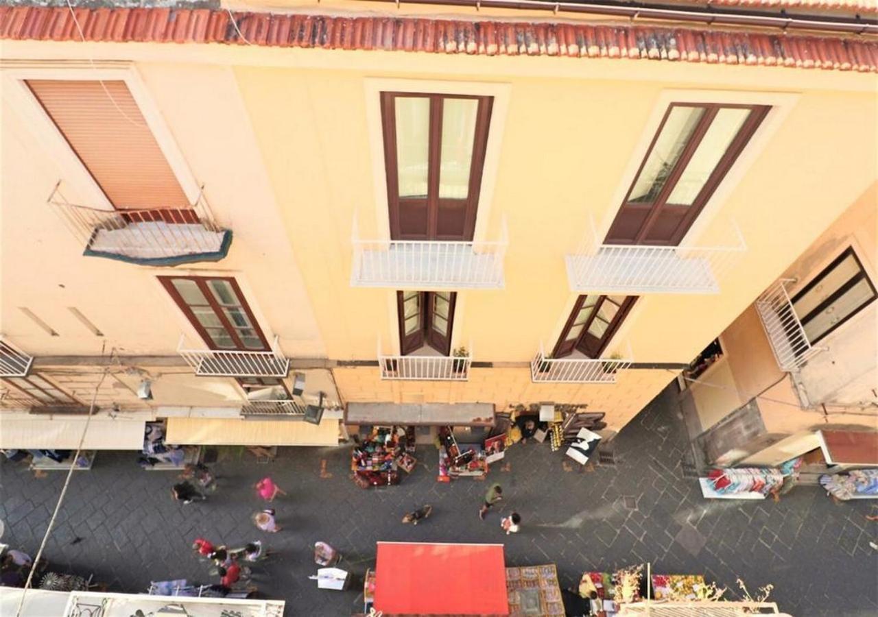 Appartamento Sorrento Historical Center Esterno foto